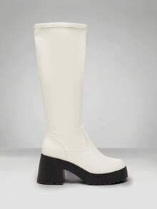 Solezae Sepatu Bot Setinggi Lutut Wanita dengan Bahan Elastis yang Nyaman dan Sol Tebal Bertekstur - Putih - View 4