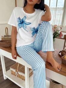 SHEIN 2 件女式花卉印花短袖上衣和条纹长裤睡衣套装，春夏季女士夏季睡衣套装女士夏季休闲套装蓝白睡衣女士睡衣套装花卉睡衣套装女士睡衣套装女士睡衣套装 - 彩色 - 查看 5