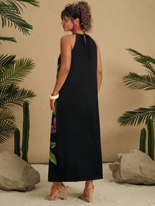 Travachic Plus Size Floral Print Halter Neck Casual Vacation Dress - Black - View 2