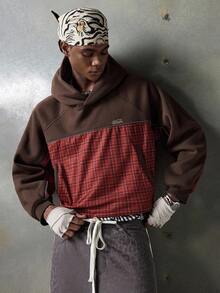 Manfinity VCAY Men's Letter Embroidery Patchwork Plaid Hoodie Sweatshirt, Fall, Winter - Red - View 2