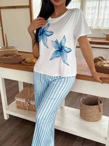 SHEIN 2 件女式花卉印花短袖上衣和条纹长裤睡衣套装，春夏季女士夏季睡衣套装女士夏季休闲套装蓝白睡衣女士睡衣套装花卉睡衣套装女士睡衣套装女士睡衣套装 - 彩色 - 查看 7