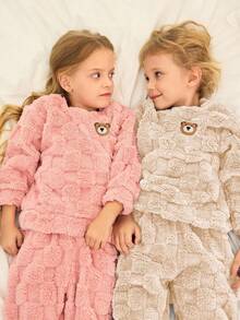 SHEIN 4 件套家庭装格子法兰绒睡衣套装，舒适长袖衬衫和裤子休闲家居服，母子装（单独出售）