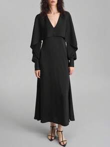 Ontre Hàng mới về năm 2025, Thu/Đông, Phong cách đô thị hiện đại, Đầm dài nữ, Màu đen, Vải dệt mềm, Cinched eo, Dáng rộng, Cổ chữ V, Thường ngày công sở, Đi làm, Trang phục hàng ngày, Xẻ tà, Sang trọng đô thị, Tối giản thanh lịch - màu đen - Xem 2