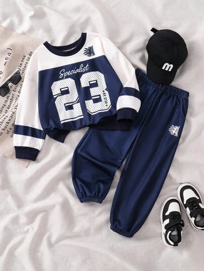 SHEIN Playful Pals 2pcs/Set Young Boys Letter & Number Digital Print Warm Crew Neck Sweatshirt And Casual Pants Outfit Chic Outfits For Autumn/Winter Fall
