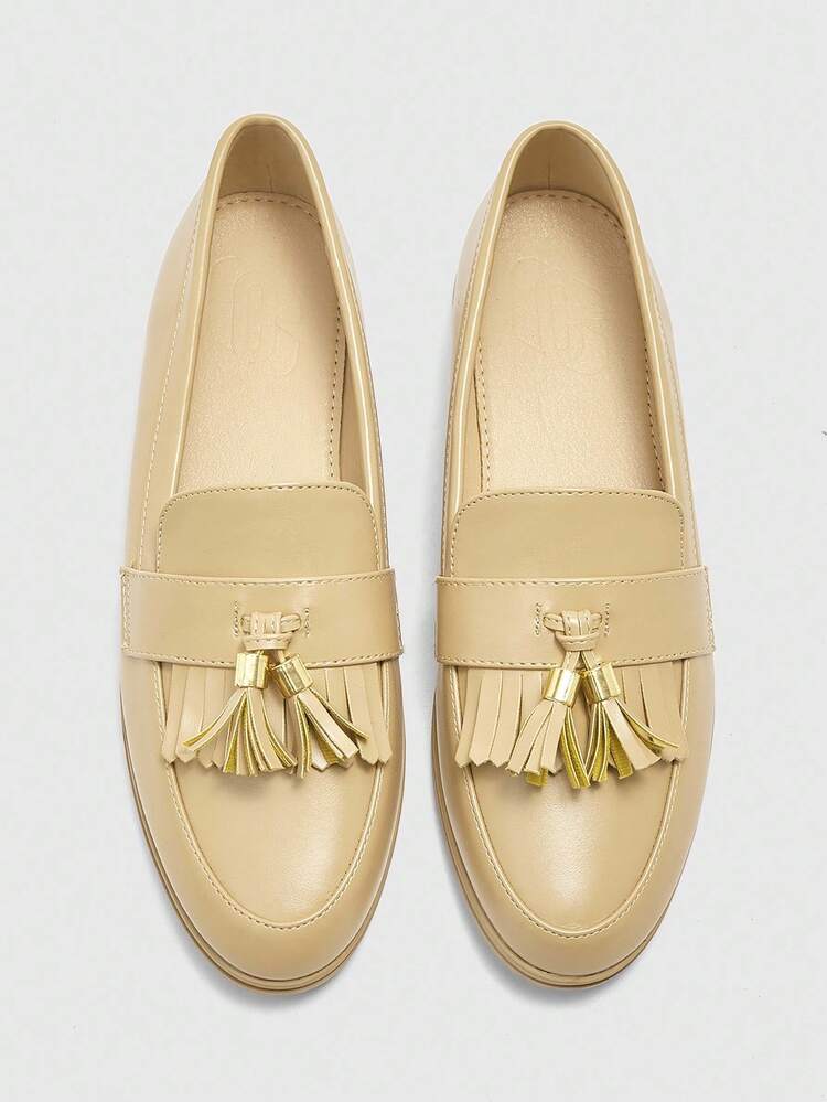 CUCCOO BIZCHIC Women's Fashionable Apricot Fringe Classic Comfortable Flat Loafers, Suitable For Commuting