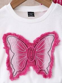 SHEIN Playful Pals Girls' White Casual Fitted Long Sleeve Round Neck T-Shirt With Cute 3D Butterfly Embroidered Denim Patch Design Girls' Pink Washed Casual Loose Multi-Pocket Design Cargo Denim Pants, Versatile And Fashionable For Everyday Wear Fall Winter