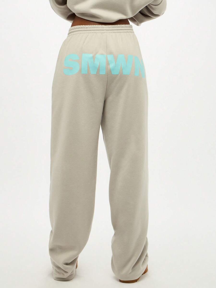 SUMWON WOMEN Pantaloni de trening supradimensionați cu logo grafic, cu picior larg, casual, cu șnur elastic în talie, confortabili, de iarnă - Gri - Vizualizare 1