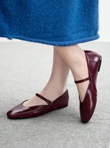 CUCCOO BIZCHIC 女士简约扣环设计休闲平底鞋