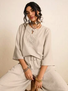 SHEIN LUNE Plus Size 2pcs Casual Matching Set,Embroidered Blouse And Ruffle Hem Pants With Pockets,Women's Linen Lounge Sets,Beige,Autumn,Boho,Vacation Outfits - Apricot - View 3