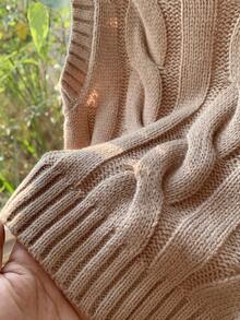 Comfortcana 大码复古时尚纯色圆领休闲简约针织背心，秋季叠穿单品 - 卡其色 - 查看 4