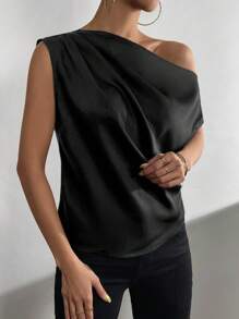 Vavine 纯色不对称领口褶饰缎面衬衫单肩上衣 - 黑色 - 查看 5