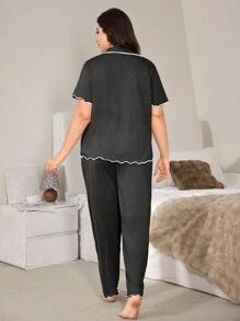 SHEIN 休闲宽松荷叶边超柔软垂坠轻质针织面料套装，加大码，短袖上衣和长裤，夏季服装 - 深灰色 - 查看 2