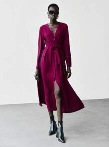 Lumivelle 系带蝴蝶结袖前开口 V 领衬衫裙