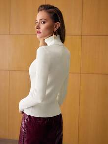 MOTF PREMIUM SUÉTER AJUSTADO DE CUELLO ALTO - Blanco - Ver 4