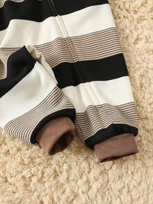 SHEIN 男婴秋冬服装套装，连体衣，加厚保暖斜拉链条纹撞色连帽连体衣，舒适百搭，时尚日常可爱小熊图案简约百搭，适合室内、室外、日常、运动、玩耍、派对、节日、万圣节、圣诞节、新年等场合。 - 卡其色 - 查看 7