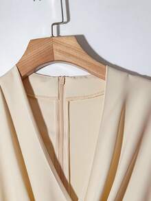 Franclia 女士法式优雅立领褶皱纯色中长款秋冬连衣裙适合鸡尾酒会和浪漫约会秋季婚礼宾客礼服