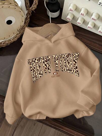 SHEIN Happikins 复古豹纹字母印花休闲宽松加厚圆领长袖卫衣，适合年轻女孩，秋冬季穿着。