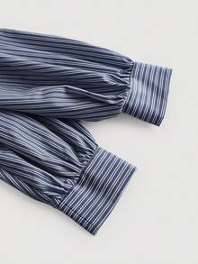 SHEIN MOD 翻领、泡泡袖和腰部褶皱条纹衬衫、正装衬衫、女式工作衬衫、V 领衬衫、秋季女式衬衫、女式翻领衬衫、商务女装、商务休闲女装 - 藏蓝色 - 查看 4