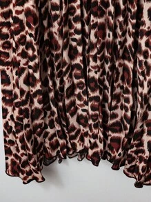 SHEIN Franclia 优雅豹纹荷叶边领 A 字腰喇叭裙 - 咖啡 - 查看 5
