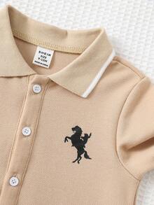 SHEIN 新生儿男/女宝宝可爱卡通图案Polo领长袖连体衣，秋冬季男宝宝卡其色套装，摩卡色婴儿服装，婴儿小马套装