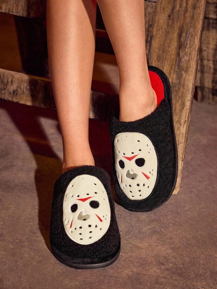 WB Horror X SHEIN Fashionable Men&Women Black Embroidered Mask Non-Slip Indoor Slippers Soft Plush Warm Winter House Shoes Durable Sole, Home Bedroom Air-Conditioned Room Spring Autumn Unisex - Black - View 1