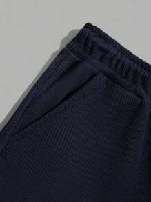 RueChic Men Waffle Fabric Pocket Detail Regular T-Shirt Set - Navy Blue - View 7