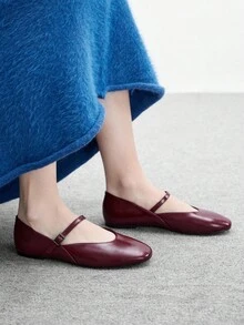 CUCCOO BIZCHIC 女士简约扣环设计休闲平底鞋