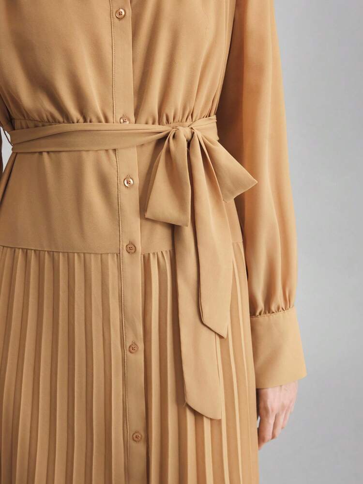 2025 New Women's Mid-Length Dress, Autumn/Winter, Modern Urban Style, Khaki Color, Waist Cinched Loose Fit, Tie Waist, Round Neck, Business Casual, Commuter, Daily Wear, Autumn/Winter, Christmas, Halloween, Holiday, Vacation, Party, Fitted Silhouette, Women's Dress, Urban Chic, Minimalist Elegant Women's Dress, Pleated Design