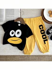 SHEIN 男婴卡通企鹅图案无袖 T 恤和裤子，2 件/套 - 黃色 - 查看 1