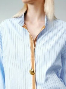 Airlisse 竖条纹优雅单扣衬衫 - 藍白色 - 查看 4