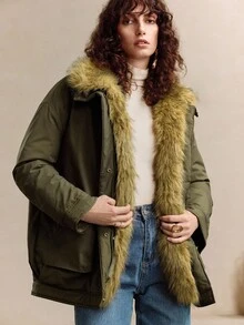 Arave Manteau matelassé pour femmes avec col amovible en fausse fourrure, design élégant et mincissant, couleur unie, style minimaliste chic et Top de gamme