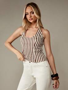 MISSGUIDED Vintage inspirierter Neckholder-Crop-Top aus braunem gestreiftem Denim mit vertikalen Streifen, klassisches Sommer-Festival-Strandtank-Oberteil mit figurbetontem ärmellosen Design