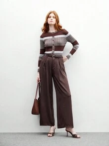 CUCCOO BIZCHIC 8.8厘米鞋跟高棕色PU混合金色扣装饰复古时尚圆头穆勒高跟凉鞋 - 棕色 - 查看 10