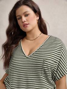 Zelara 大码女式条纹V领露肩袖休闲T恤 波西米亚风夏季复古风 适合春假、锐舞音乐节等场合 - 橄欖綠 - 查看 3