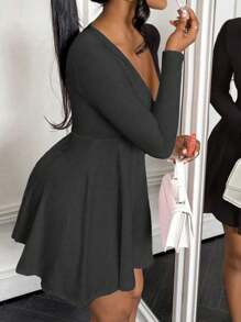 BamGleam V-Ausschnitt verführerisches avantgardistisches einfaches Damenkleid, Mini-Kurzkleid, Herbstkleider für Neujahrsklamotten