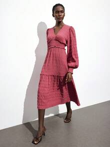 Maija Váy dài tay bồng cổ chữ V họa tiết kẻ caro đỏ tím đậm, viền bèo nhún, thắt eo, viền loe tôn dáng, trang phục lễ hội âm nhạc đồng quê phong cách Bohemian sang trọng, váy nhẹ nhàng, đa năng cho mọi mùa - Màu đỏ tím - Xem 2