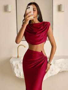 Vowa 2 件优雅红色弹性针织宽肩垫深 V 领美人鱼长裙，带有性感激光切割金属珠饰，适合约会、度假、音乐会、毕业典礼、婚礼、下午茶、正式场合