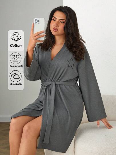 RueChic Women Plus Size Contrast Colour Star Embroidery Detail Homewear Robe