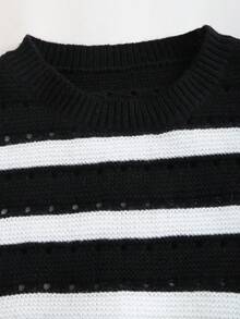 Sweetra Minimalistyczny i uroczy sweter damski w czarno-białe paski z rękawami typu latarnia i okrągłym dekoltem, jesień/zima - Czarne - Zobacz 5