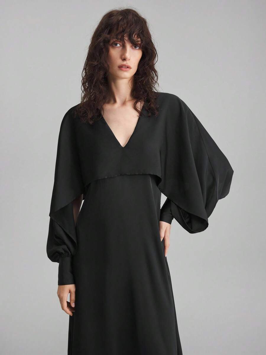 Ontre Hàng mới về năm 2025, Thu/Đông, Phong cách đô thị hiện đại, Đầm dài nữ, Màu đen, Vải dệt mềm, Cinched eo, Dáng rộng, Cổ chữ V, Thường ngày công sở, Đi làm, Trang phục hàng ngày, Xẻ tà, Sang trọng đô thị, Tối giản thanh lịch - màu đen - Xem 1