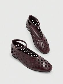 CUCCOO BIZCHIC Pre-Laser 镂空方头女式平底鞋 - 棕色 - 查看 4