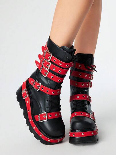 Grunge Punk Damen schwarze Plateau-Stiefel mit rundem Zehenbereich, Gürtelschnalle, gepunktetem Riemen und mittlerer Wadenhöhe im Goth Punk Stil, geeignet für Halloween