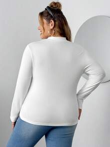 SHEIN CURVE+ 大码女款两件套高领紧身长袖打底T恤套装适合秋冬季节。黑白T恤两件套 - 黑與白 - 查看 2