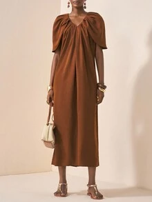 Zivah 2025 Autumn New Arrival Music Festival, Easter, St. Patrick's Day, Western Style, Nomadic Style, Birthday Party, Graduation Season, College Style, Student Wear, Daily Casual, Basic Versatile, Leisure, Vacation, Cruise Travel, Beach, Sunbathing, Viral , Streetwear, Wedding Guest Boho Style, Commuter Style, Brunch Outfit, Airport Outfit, Ruched Shoulder Cape Sleeve V-Neck Maxi Dress In Burgundy