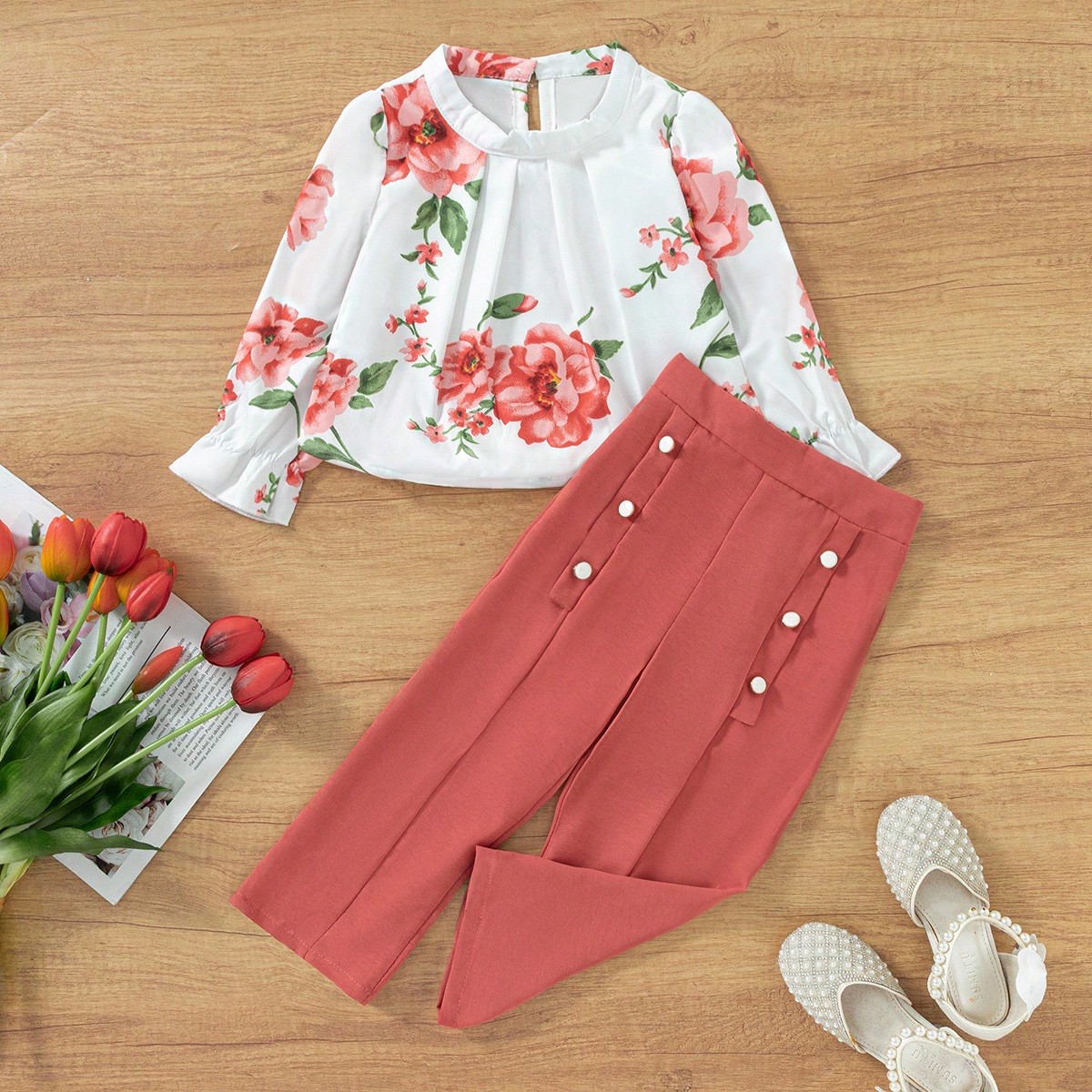 Blusa Floral Para Niñas Jóvenes Con Pantalones De Doble Botonadura