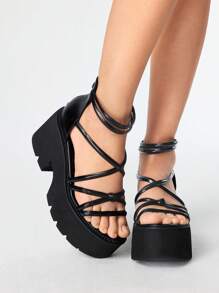 Sugerpunk 女式黑色复古罗马坡跟凉鞋，哥特式交叉踝带厚底粗跟鞋 - 黑色 - 查看 1