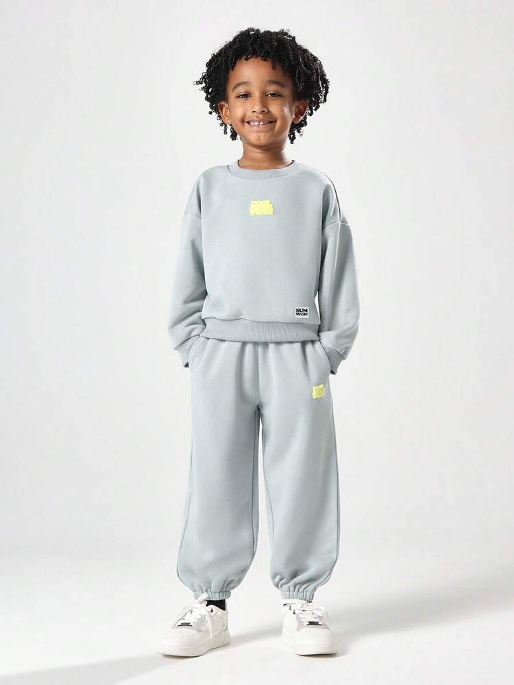 신축성 허리 조거 팬츠가 있는 크루넥 스웨트셔츠 세트