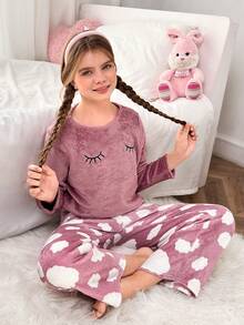 SHEIN 2 件套 Tween Girl 卡通刺绣圆领长袖上衣和云朵图案柔软法兰绒睡裤套装，秋冬季舒适家居服 - 藕粉色 - 查看 1