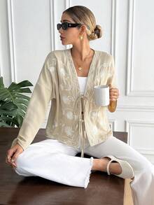 SHEIN Frenchy 秋冬女款印花系带长袖常规夹克 - 杏色 - 查看 1