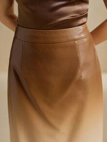Anewsta New Elegant Minimalist Versatile Ombre Faux Leather Midi Skirt, Suitable For Dates And Commuting, Autumn/Winter - Brown - View 8
